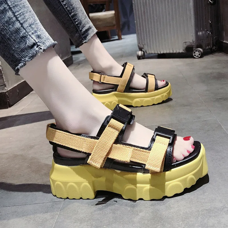 Женские босоножки на высоком каблуке Летние повседневные сандалии толстой