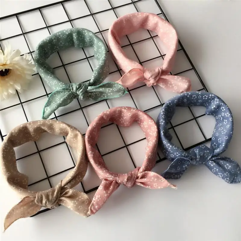Dot Style Pet Bandanas Cotton Washable Dog Bandanas Scarf Bowties Collar Pet Square Bib For Puppies Kitten