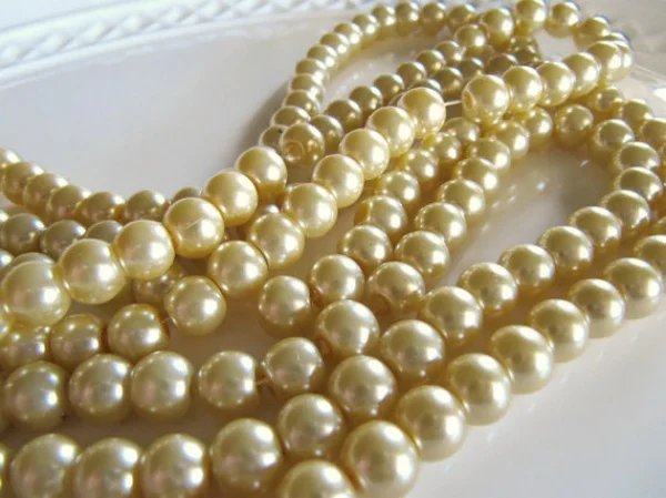 

Beautiful of 8mm Round Yellow Pearl Cream Czech Glass Beads Approx 100Pcs
