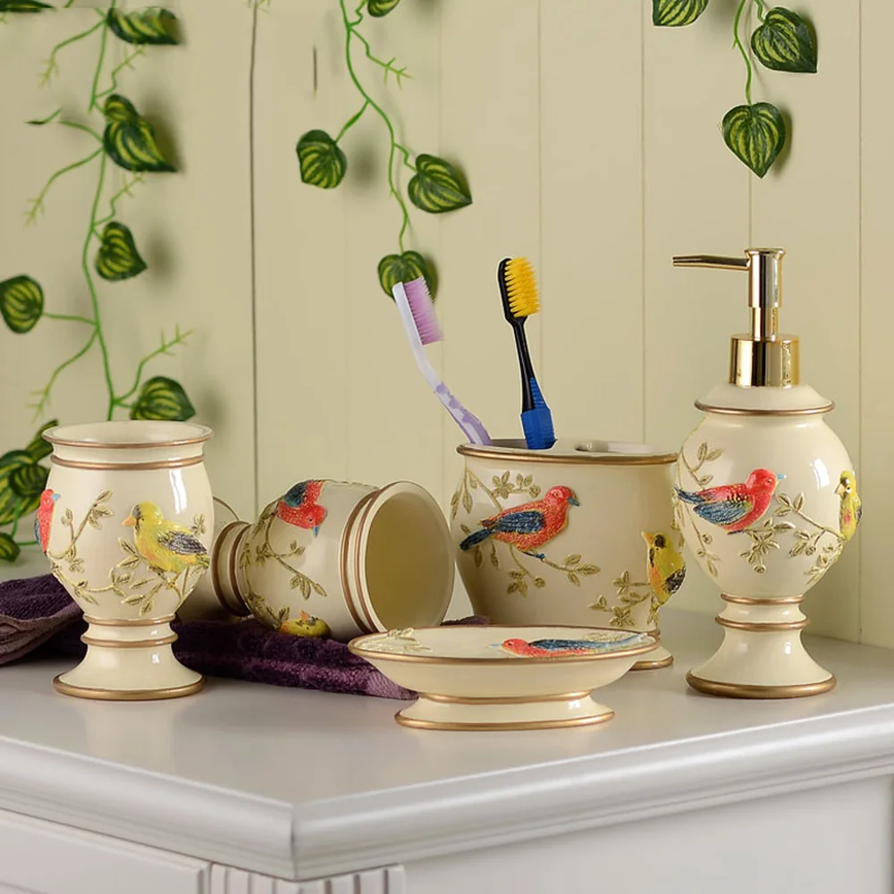 

European five-piece wedding toiletries supplies high-end wedding products set resin bathroom five-piece brushing cups LO83255