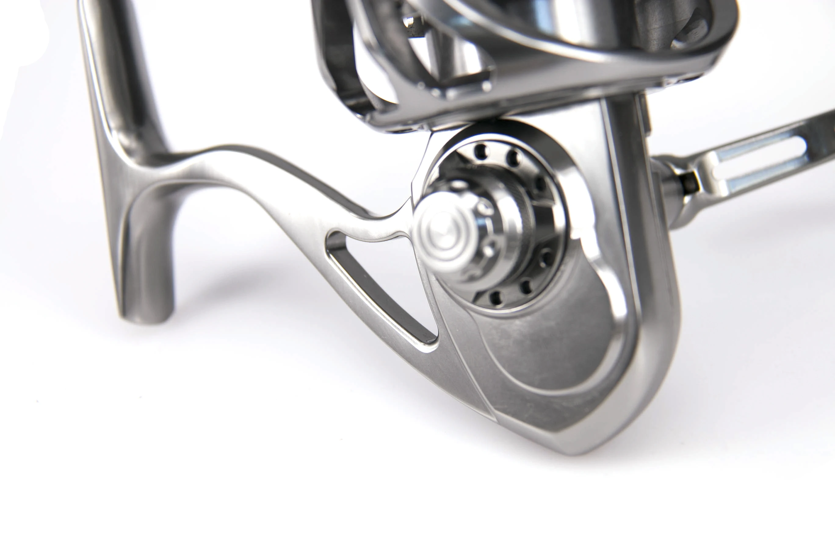 DEUKIO Fishing Reel MC3000 MC4000 MC5000 MC6000 Metal Casting 12BB Aluminum Stainless Steel Spinning Tackle Pesca | Спорт и