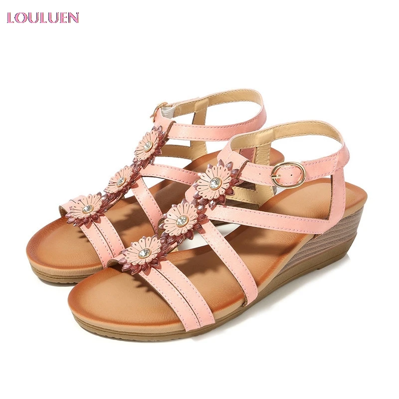 Женские босоножки с кристаллами LOULUEN повседневные пляжные на танкетке пряжкой в