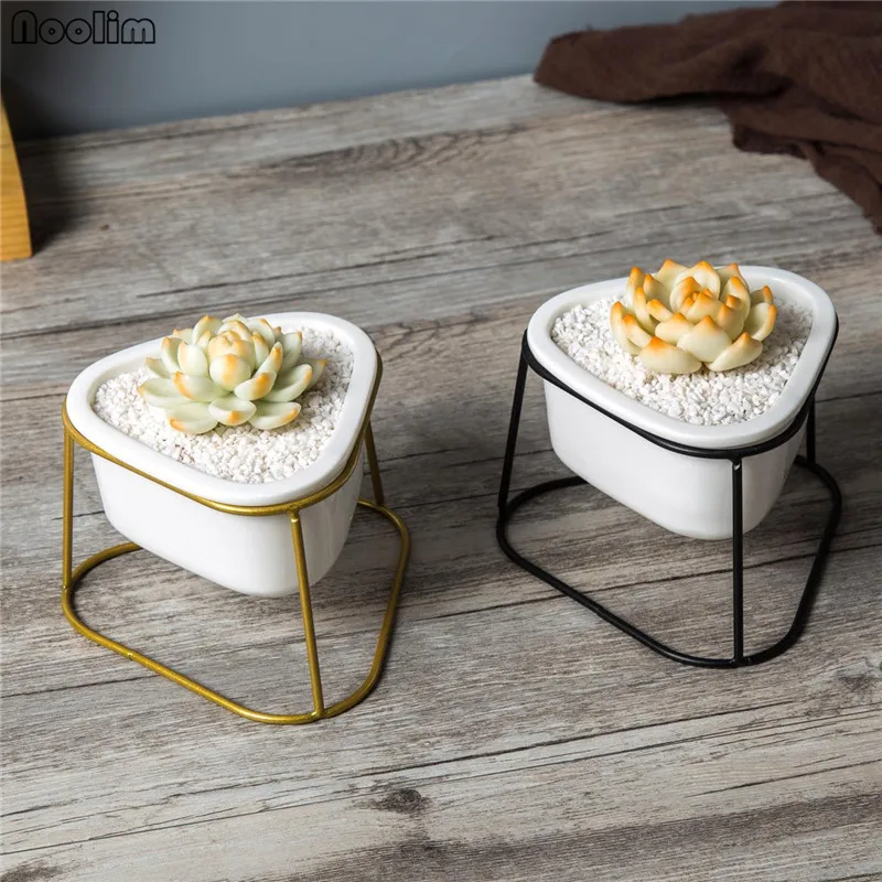 NOOLIM настольный декор Золотая/черная железная стойка белый маленький