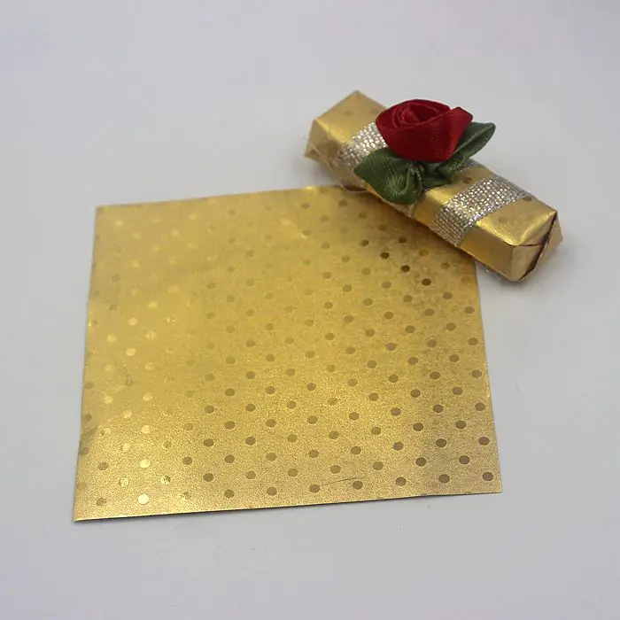 golden 100 шт./лот) Алюминиевая восковая сложная бумажная оберточная бумага для шоколада, жестяная фольга, бумага для выпечки, 6 цветов, жевательная резинка, конфетная посылка, 16*16 см - Цвет: golden