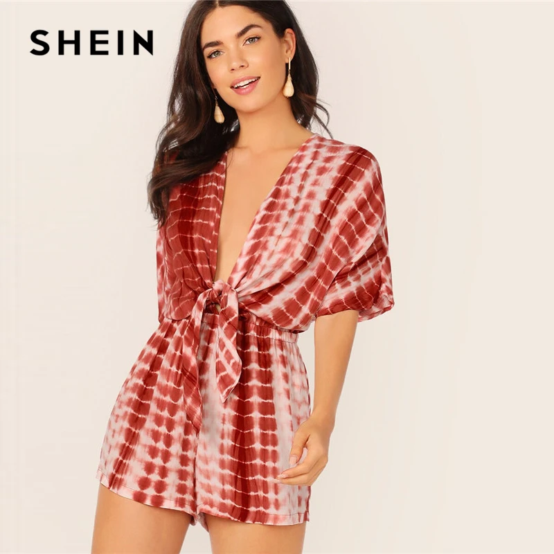SHEIN ржавчина погружающийся шеи узел спереди галстук краситель сексуальный Ромпер в стиле бохо женские летние комбинезоны с коротким рукавом женский комбинезон средней длины приталенный легкий костюм с шортами