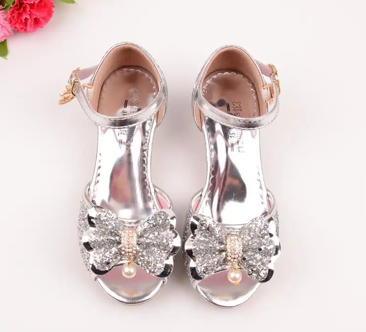 

2018 New Kids Girls Leather Bowtie Party Children Princess Sandals Girls Wedding Shoes High Heels Sandals Shoes