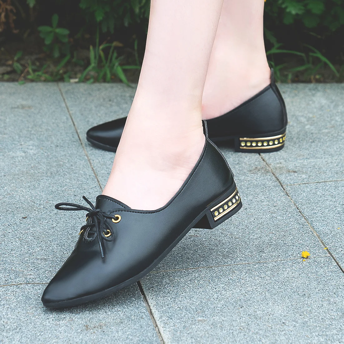 Большие размеры женские туфли из искусственной кожи на шнуровке туфли-оксфорды