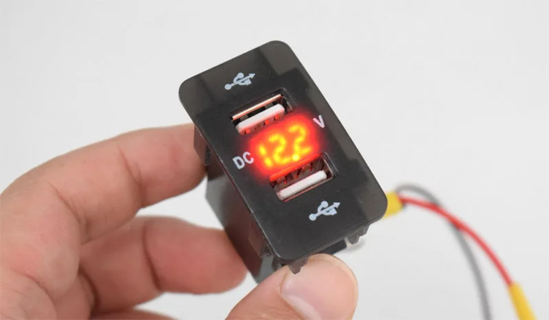 XCGaoon специальный выделенный 5V 4.2A на 2-портный Dual USB Порты и разъёмы автомобиля Зарядное устройство с светодиодный вольтметр разъем адаптера для HONDA/TOYOTA входное напряжение 12 V-24 V
