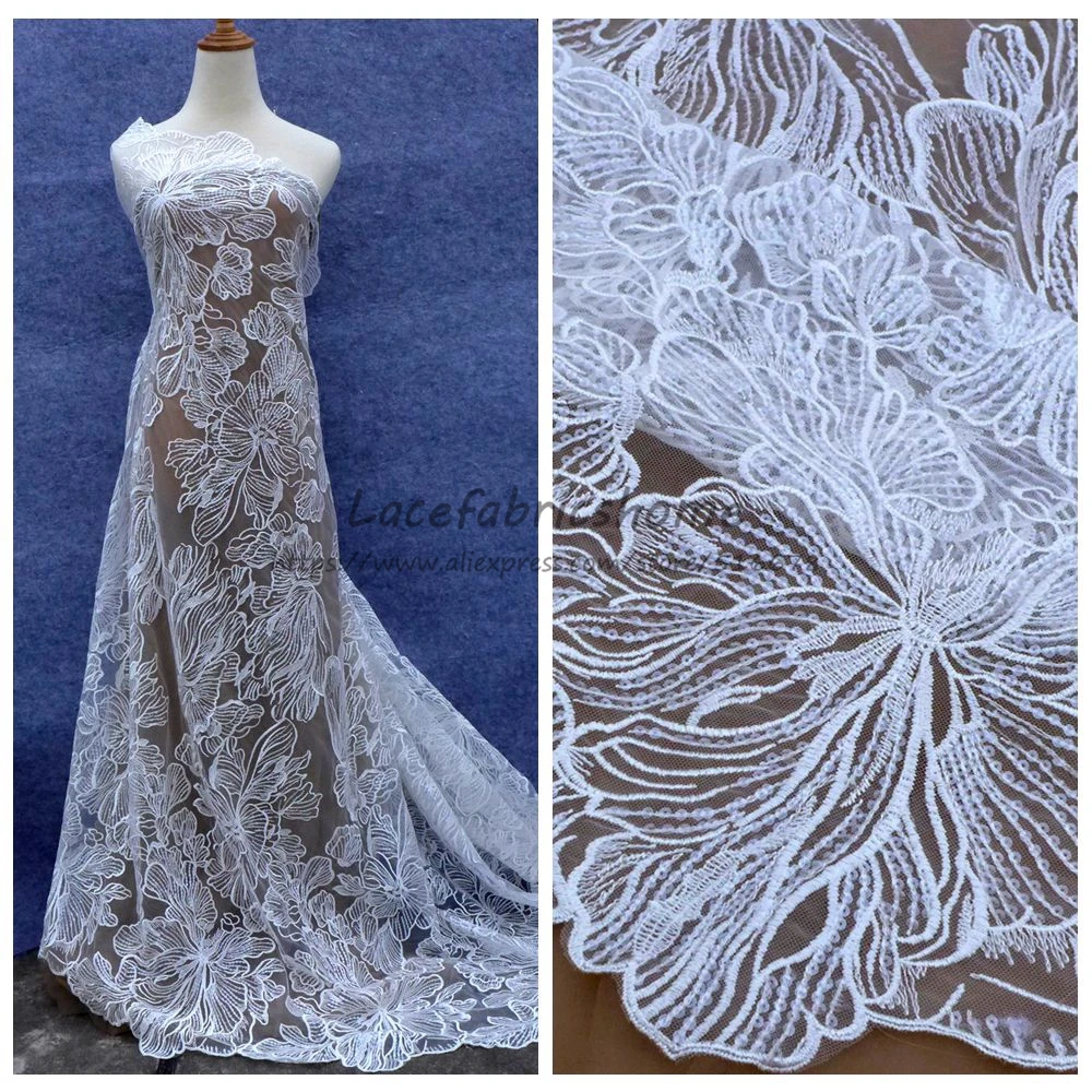 

La Belleza 1 yard New fashion style off white/black sequins net wedding dress lace fabric 51'' width sale by yard wholesal