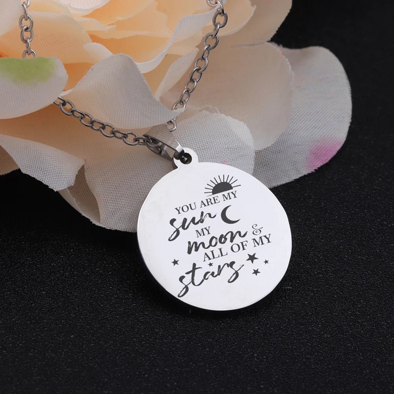Ожерелье в зеркальном стиле с гравировкой &quotты мой солнце моя луна все мои