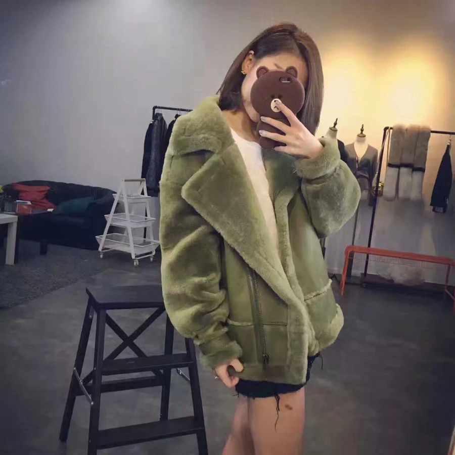 Популярная розовая куртка из овечьей шерсти короткая бежевая замшевая Одежда