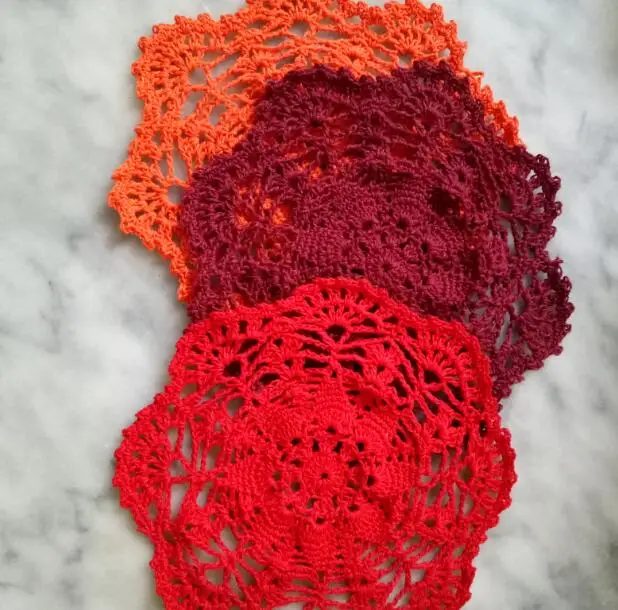NEW round cotton placemat cup coaster mug kitchen Christmas table place mat cloth lace Crochet tea coffee doily dish glass pad Дом и сад
