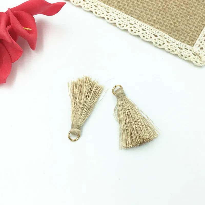 brown--40PCS DIY 40 шт шелковые кисточки кулон сумка серьги ювелирные изделия брелок аксессуары 35 мм - Цвет: brown--40PCS