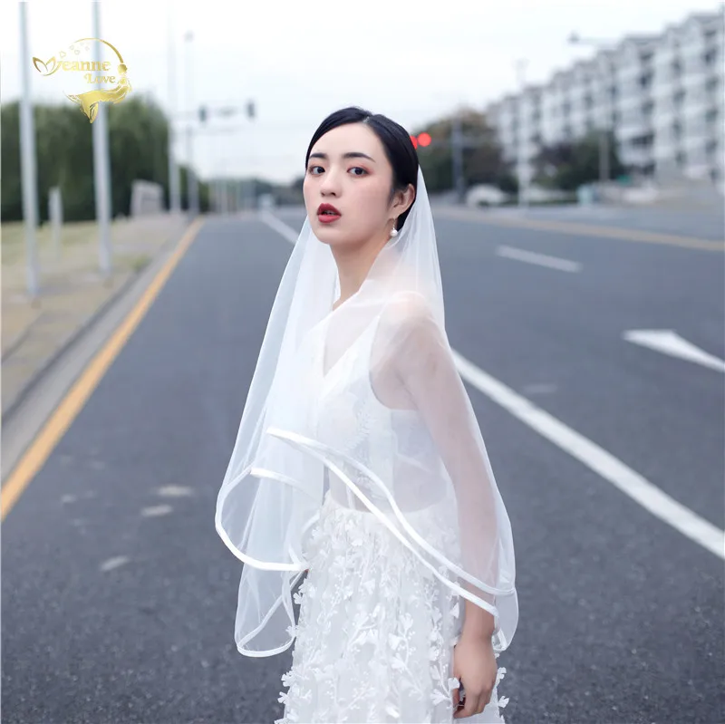 Фата двухслойная Женская длиной до локтя короткая свадебная с расческой лентой