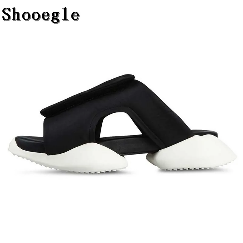 Сандалии SHOOEGLE мужские повседневные модельные удобные кроссовки на необычной