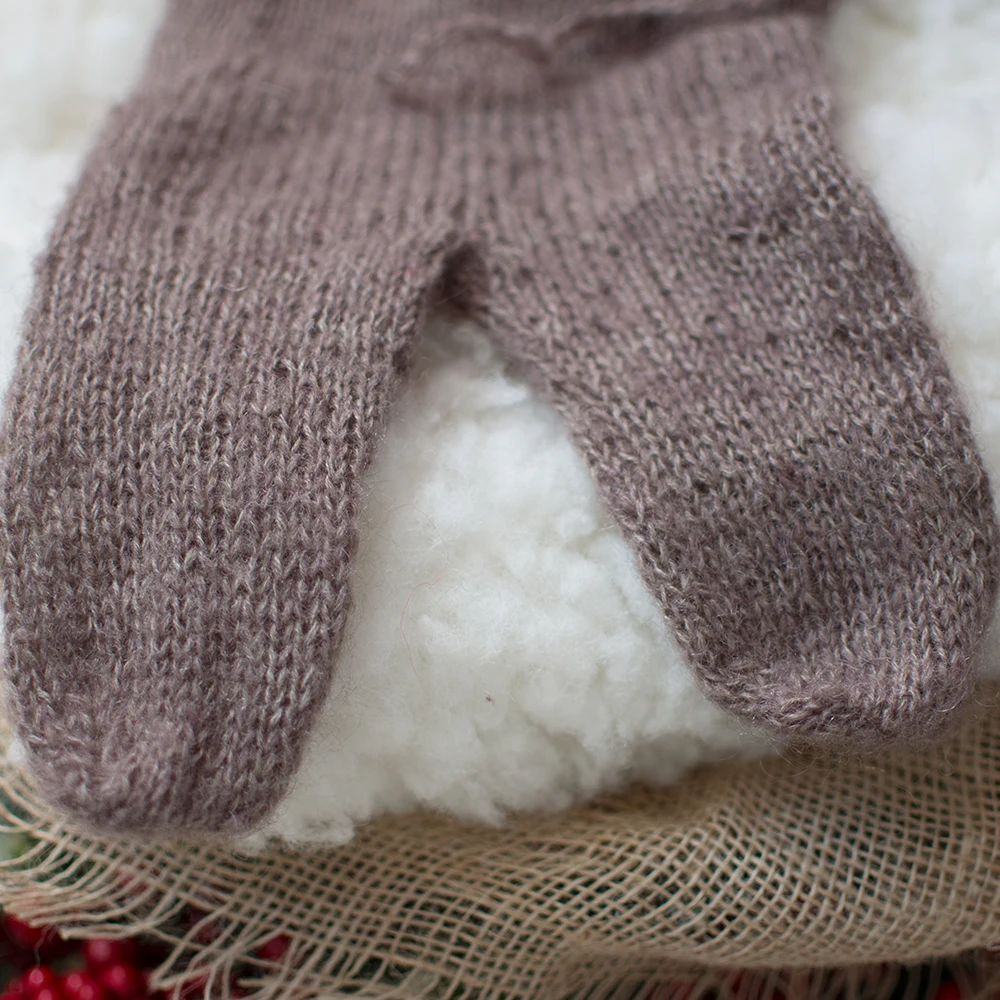 

D&J Newborn Knit Hat,Romper with Bow-Tie Sets Outfits Baby Photography Props Accessories Infant Toddler Studio Shooting Photo