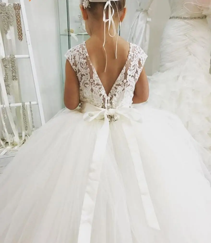 2021 с аппликацией платья для девочек держащих букет невесты украшенным