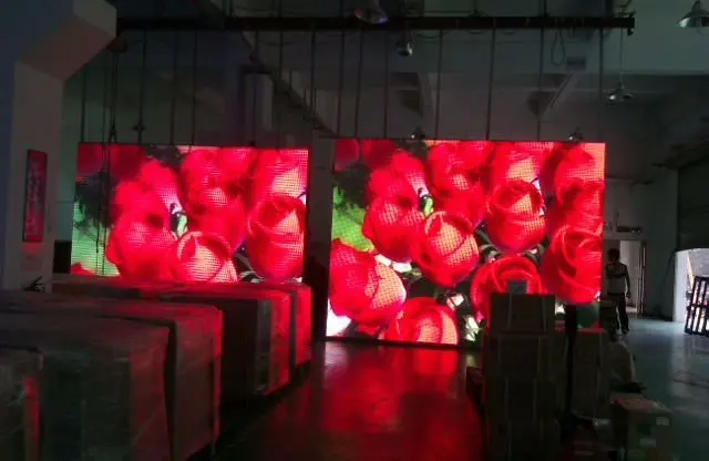 P3.91 Крытый литье алюминия полноцветный светодиодный дисплей прокат 500*500 мм SMD RGB LED