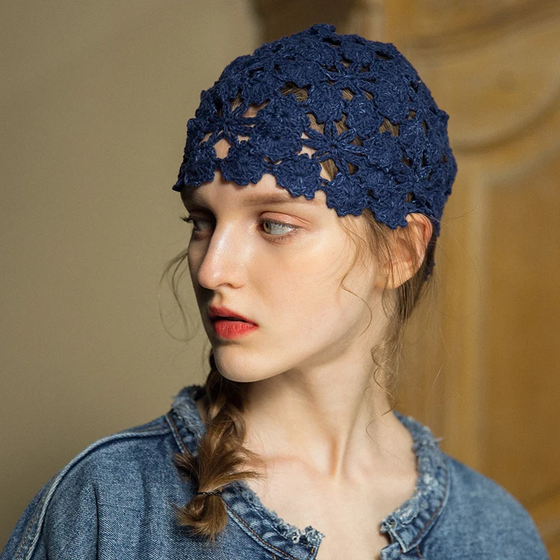 Облегающая шапка ручной работы женская с цветочным узором тонкие шапочки