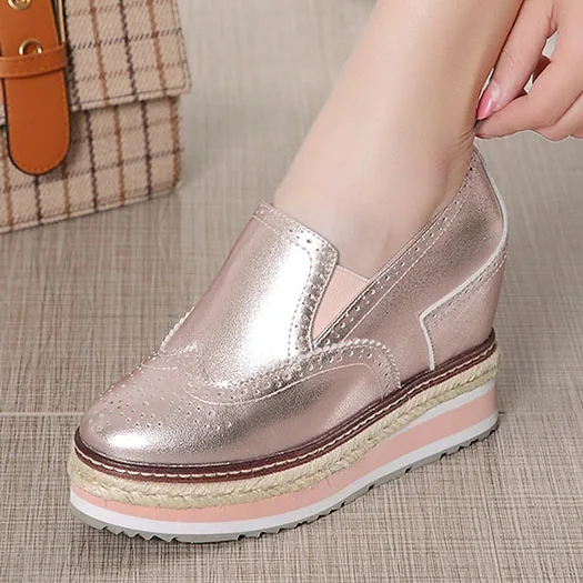 pink 2 Размеры 4-34; Туфли на танкетке для подиума; туфли на высоком каблуке; 33; Брендовые женские туфли-лодочки на платформе с круглым носком и металлическими вставками из натуральной кожи; Цвет белый; в европейском стиле - Цвет: pink 2