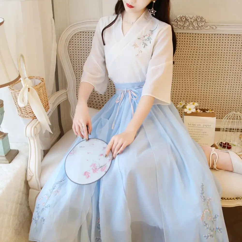 Летнее женское винтажное платье Hanfu с цветочной вышивкой Женский костюм для
