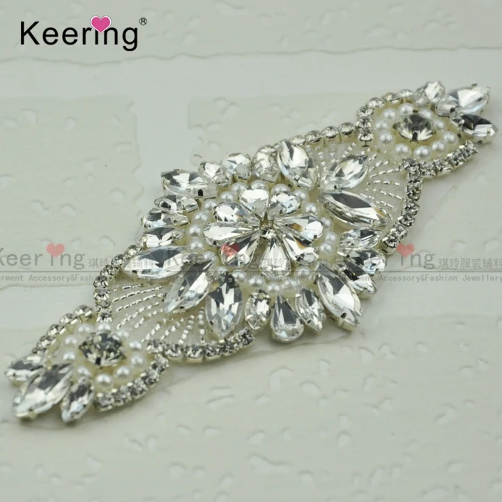 

Fashion Pretty Sparkling Crystal Rhinestone Applique For Bridal Sash WRA-918