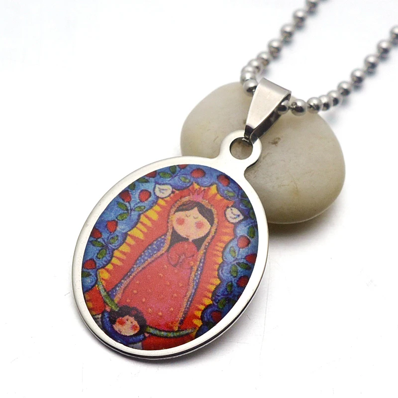 Очаровательное ожерелье из нержавеющей стали с красной и синей эмалью овальным