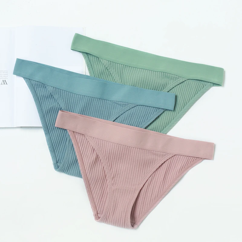 Хлопковый комплект с бюстгальтером удобное нижнее белье без косточек для