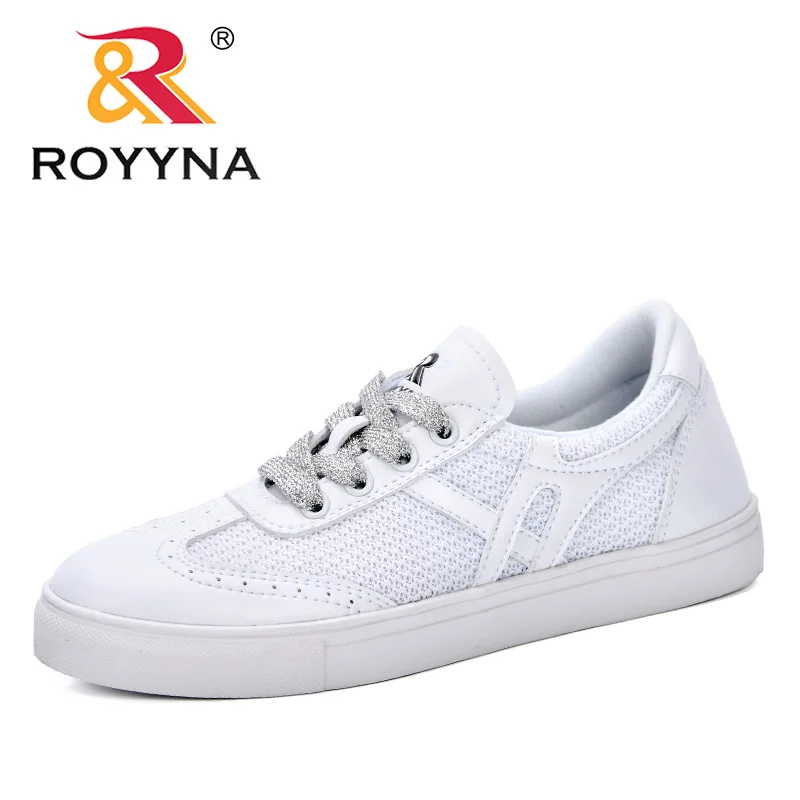 White ROYYNA/ г. Повседневная Студенческая обувь женские кроссовки для девочек модная обувь на плоской подошве со шнуровкой тонкие Sapatilha Feminina Sapatilhas - Цвет: White