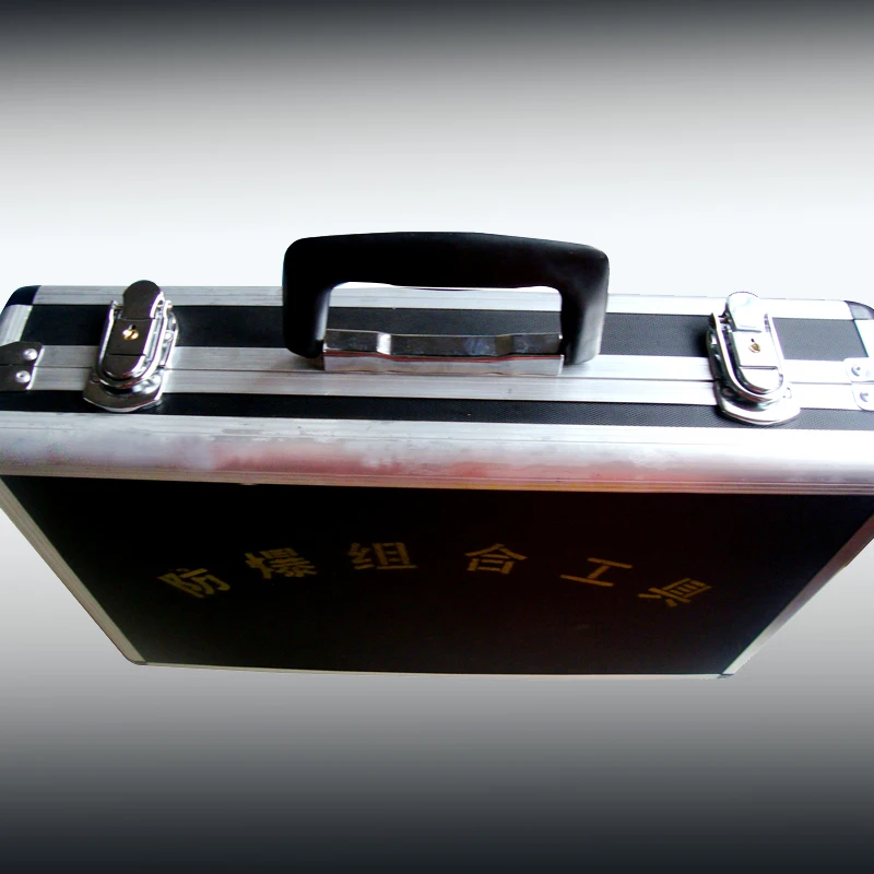 Набор инструментов для бензоколонки взрывозащищенный из алюминиевой и