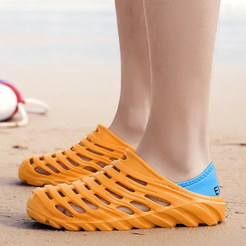 Мужская обувь с перфорацией; мужские сандалии; Sandalias; Летняя обувь; Sandalen; тапочки; Sandalet hombre Sandali Croc; Сабо; Новинка года