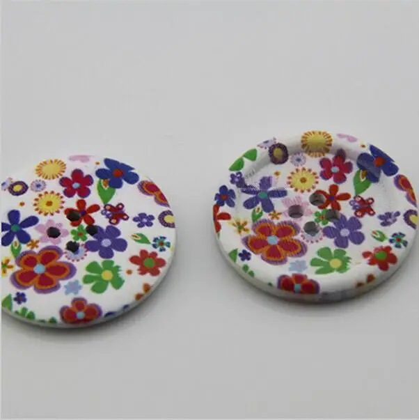 

DIY модные 25 шт./лот 40 мм большие 4 отверстия натуральные деревянные пуговицы цветочный дизайн картина бесплатная доставка 2016050602