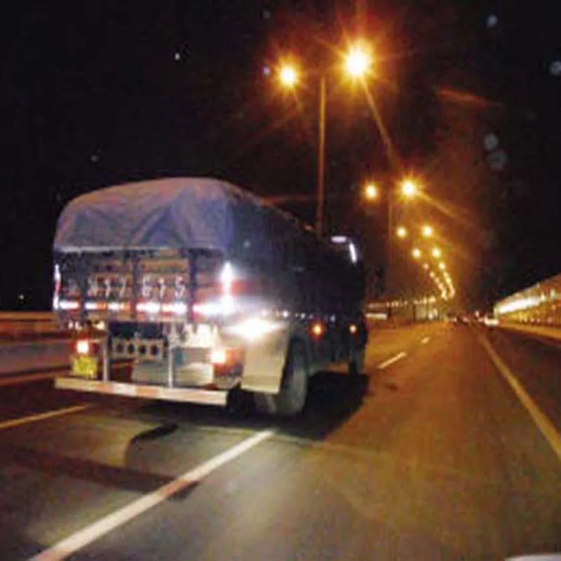 Светодиодные лампы для грузовиков автомобилей | Лампы и освещение