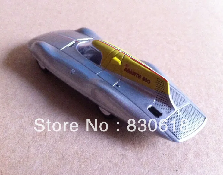 

1/43 scale 750 record (monza luglio 56) 1956 DIE CAST by metro gary car toy