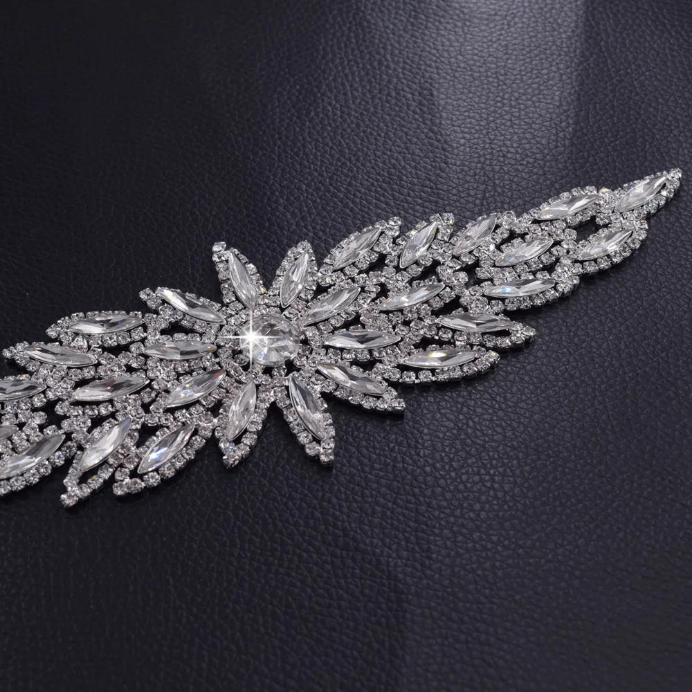 Оптовая продажа 30 шт./лот блестящие стеклянные Кристалл Rhinestone лошадь глаз горный