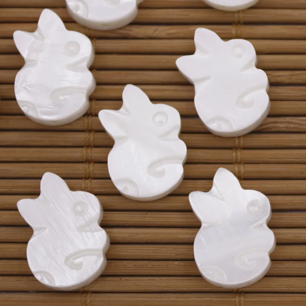 

10PCS 18mm Rabbit Shape Shell Natural White Mother of Pearl Loose Bead Full Hole