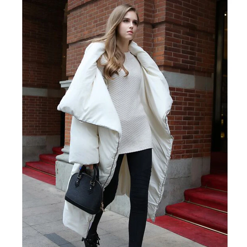 Женская длинная куртка на белом утином пуху теплая свободная парка в европейском