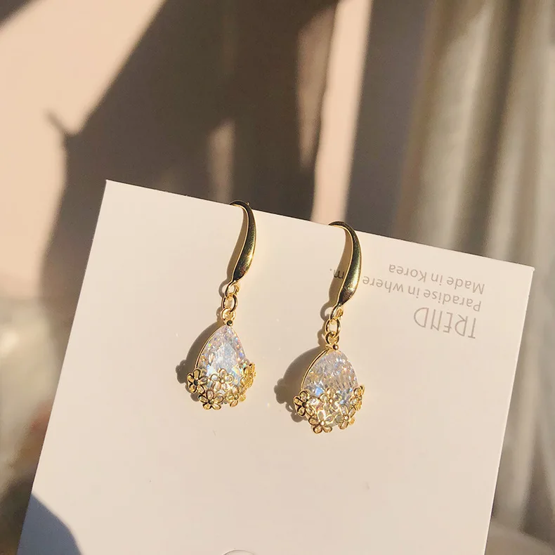 Серьги-клипсы в форме капли из кубического циркония для женщин, винтажные полые клипсы, серьги с цветами без пирсинга, ювелирное изделие