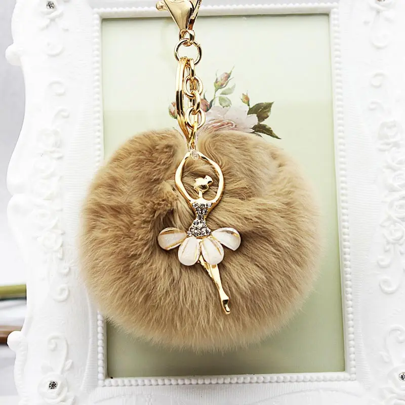 Ключница с пушистым балетным ангелом и кристаллами.