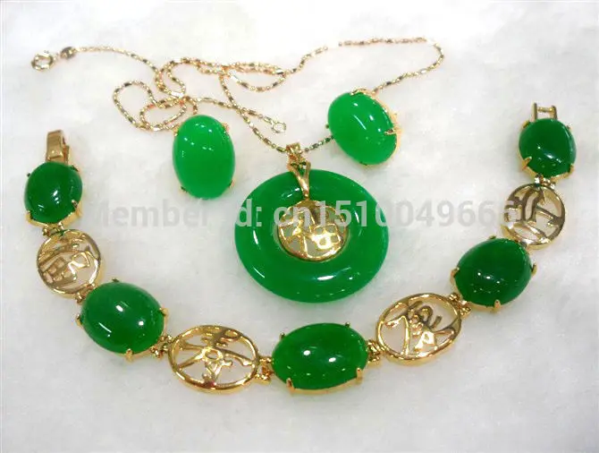 

Hot sale FREE SHIPPING charming green/red jade mixed bracelet/earring/ring set
