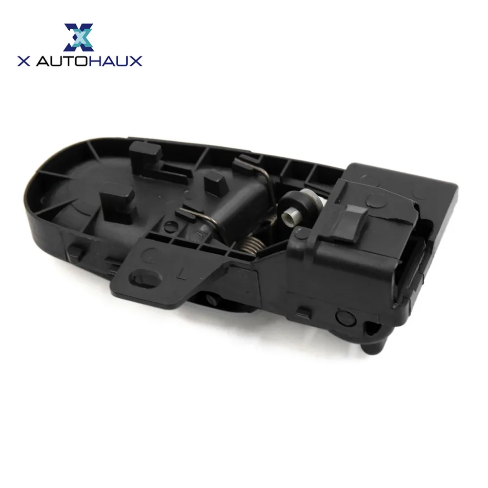 X AUTOHAUX 8313065E005ES внутренняя дверная ручка из черного пластика с левой стороны