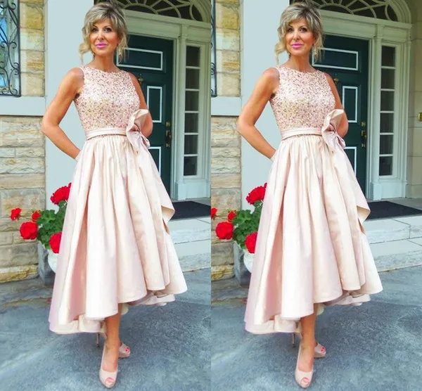 

High Low Mother of the bride Dresses Jewel Neck Crystal Beaded Pastel Pink Plus Size Wedding Guest Dress Sash Party Gown