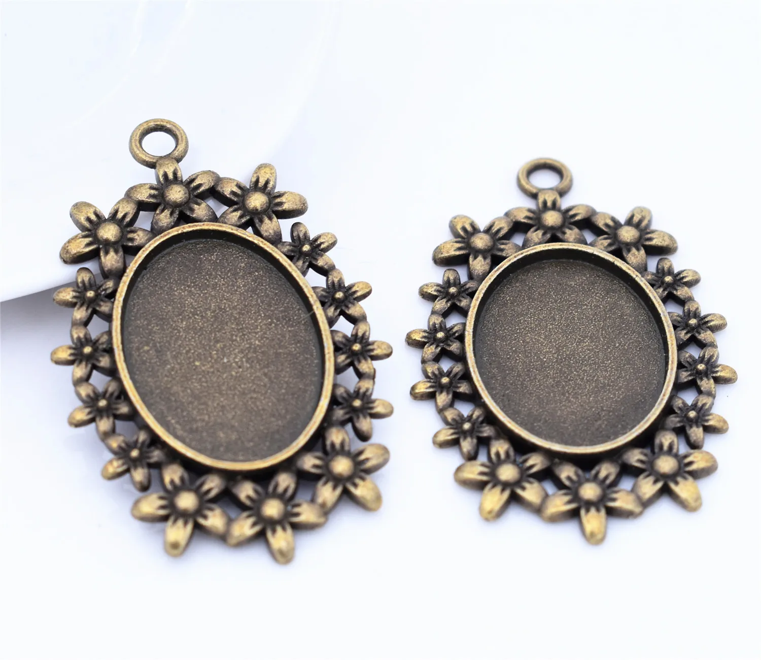 

New Fashion 4pcs 18x25mm Inner Size Antique Bronze Plated Flower Style Cabochon Base Cameo Setting Charms Pendant-A4-23