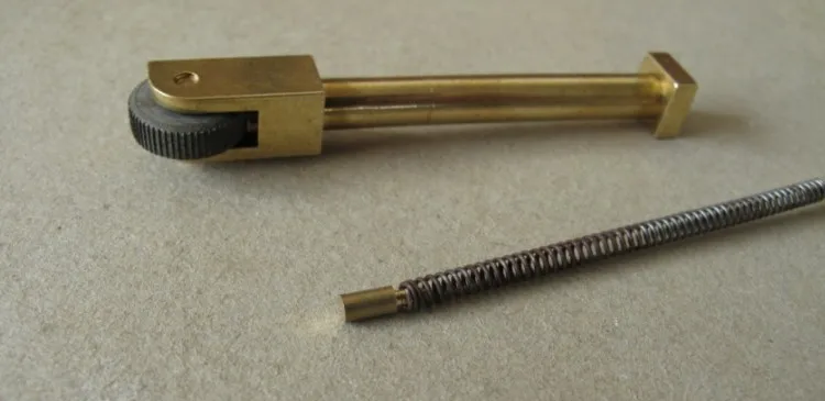 Бесплатная доставка Высокое качество открытый флинтстоун кемпинг зажигалка