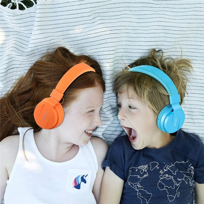 

Kids Headphones Lightweight Stereo Portable Wired Headphones Good Sound Colors Fold Headset For IPhone Laptop MP3 Kids Adults