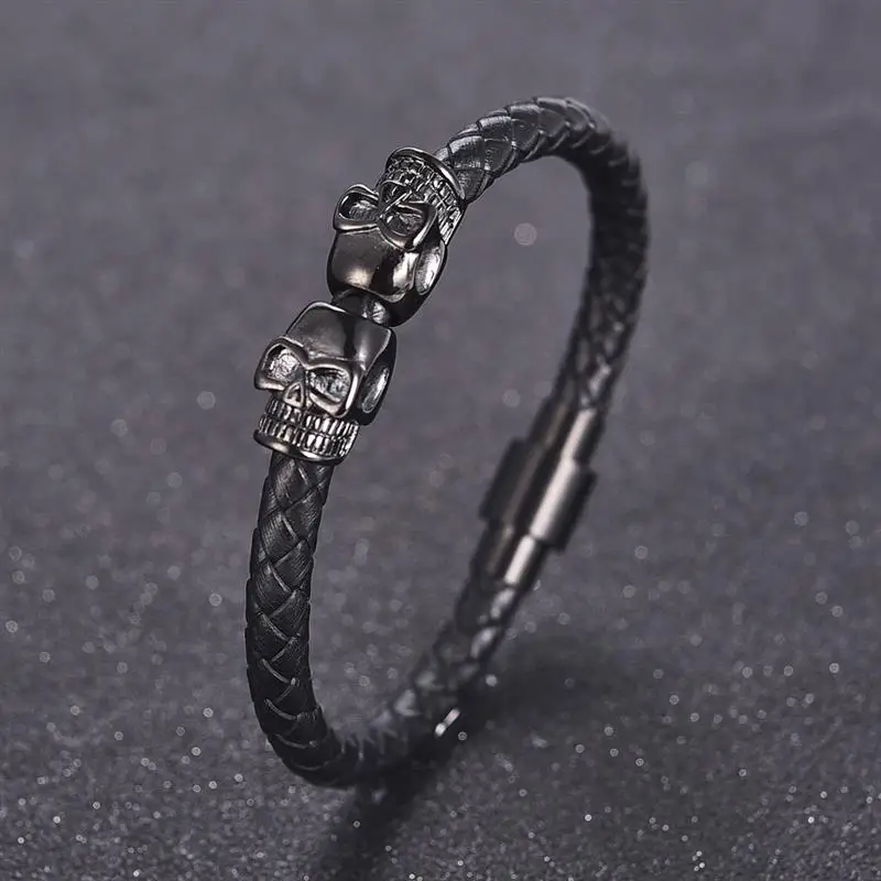 

Goth Skull Leather Bracelet Men Stainless Steel Chain Vintage Bangle for Man Fashion Punk Magnetic Jewelry Halloween Party Gift