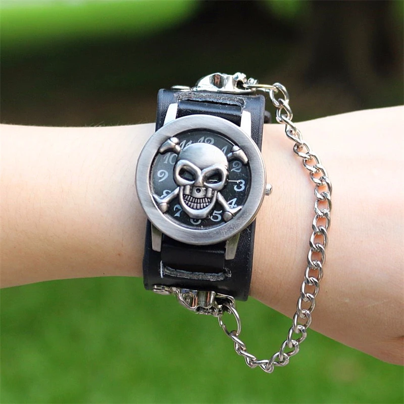 Мужские и женские модные наручные часы в стиле панк с черепом браслетом ретро