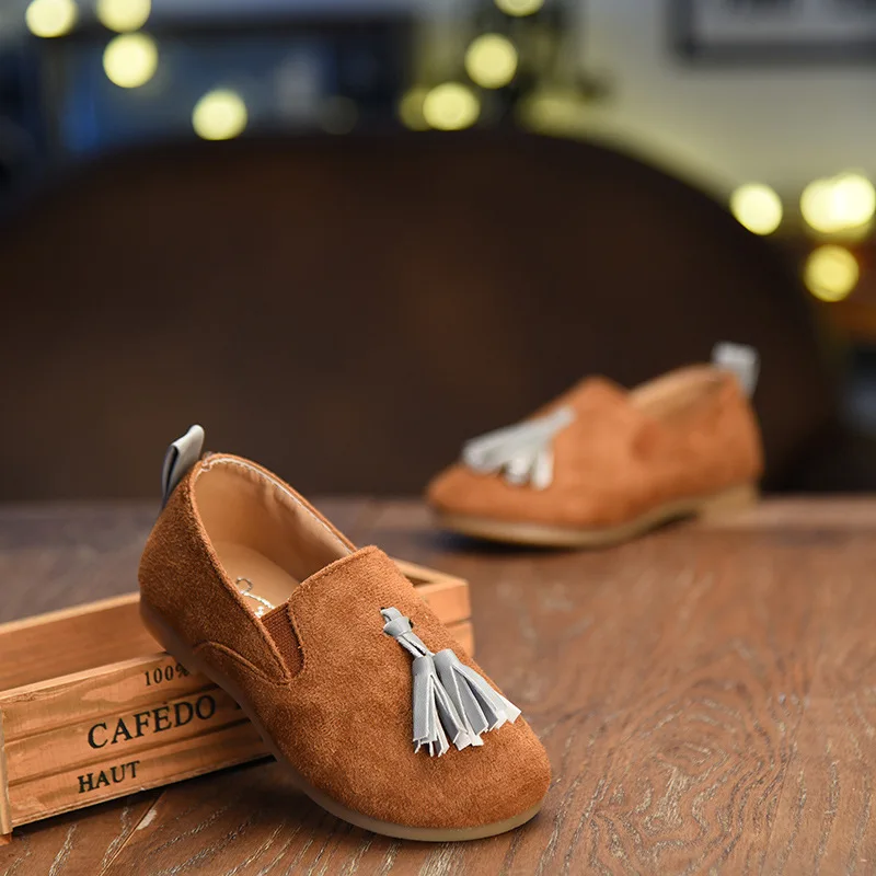 2020 детская обувь Весенняя для девочек модная с кисточками бархатная кожа