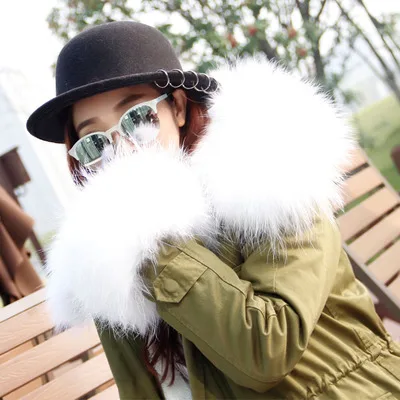 Женская куртка с капюшоном модная зимняя парка большим натуральным мехом енота и