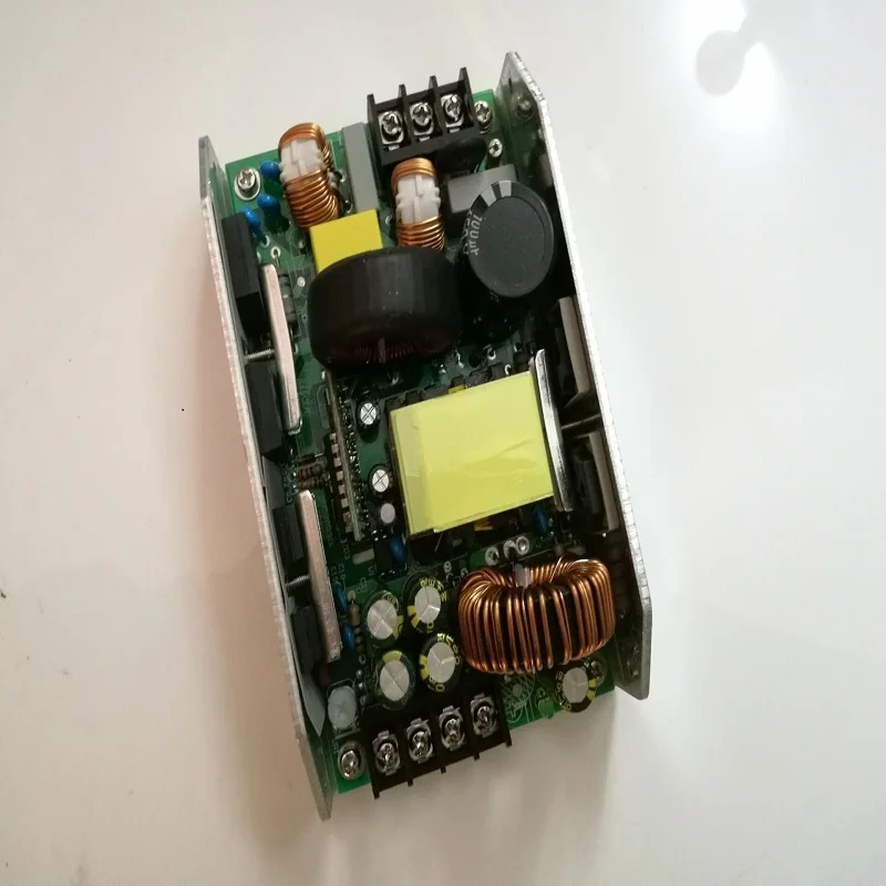 Цифровой усилитель мощности импульсный источник питания с PFC Сверхмаленький